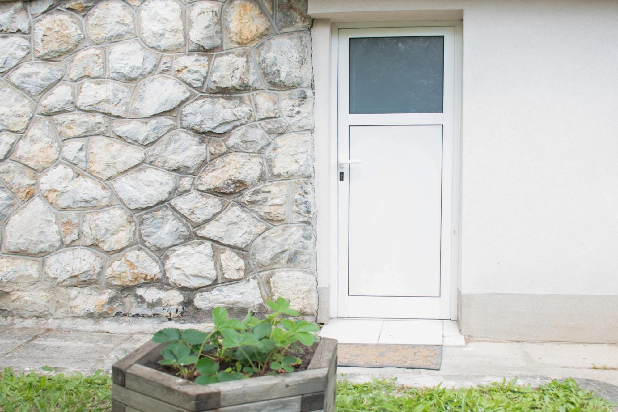Twin-Magnolias Condo With Garden, Parking & Ev Station Zagreb Luaran gambar